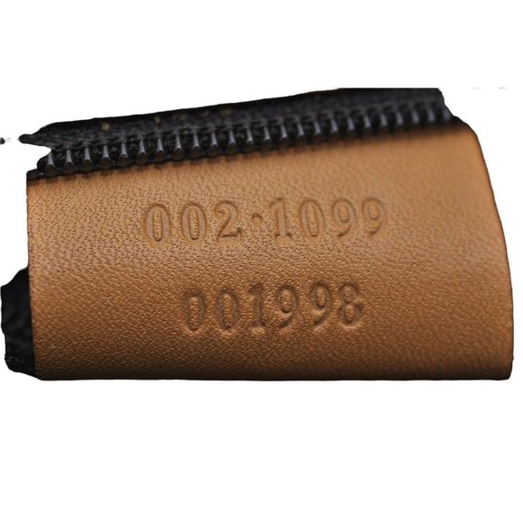 Gucci Camel Matelasse Leather Two Strap Tote with Bold Chrome - Picture 10 of 16